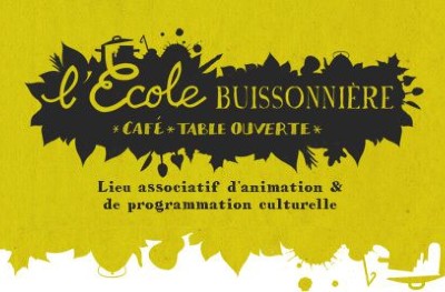 A dos d'Éléphant École Buissonnière Montjustin