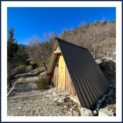 Tipis et cabanes La Royère